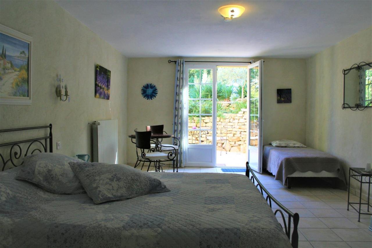 Le Mas Des Tarentes Chambres D'Hotes Trans-en-Provence Εξωτερικό φωτογραφία